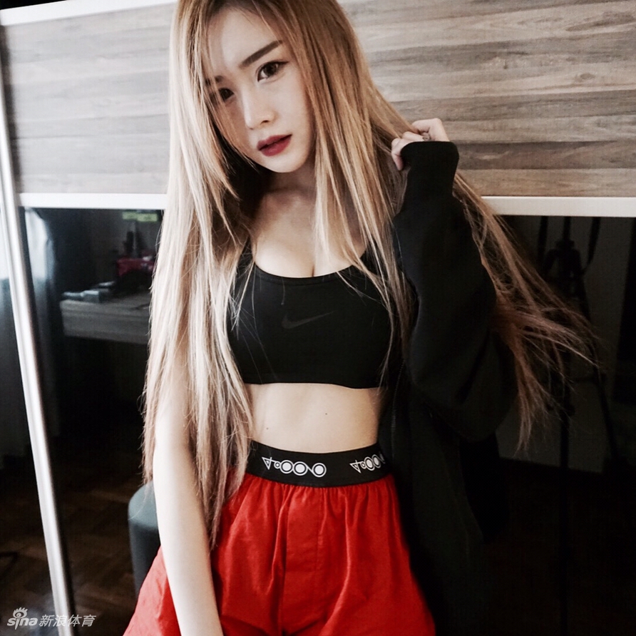 马来西亚运动女孩活力满满超可爱！