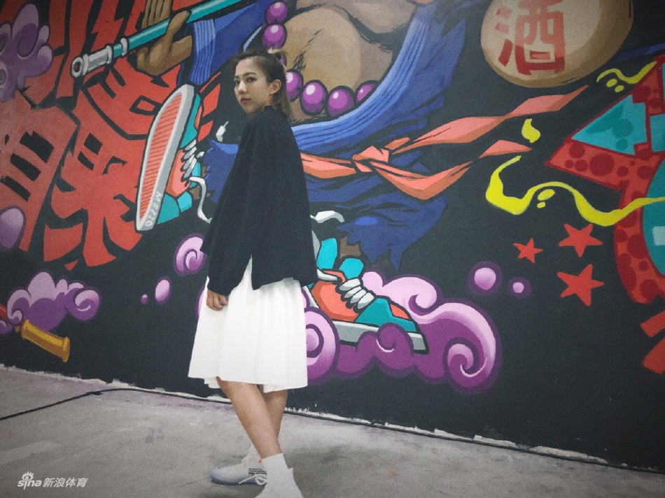 甜美霸气各种风格一应俱全 篮球美女阿苗美照合集