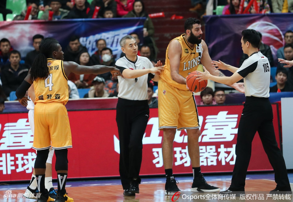 CBA第36轮:四川115-119广厦