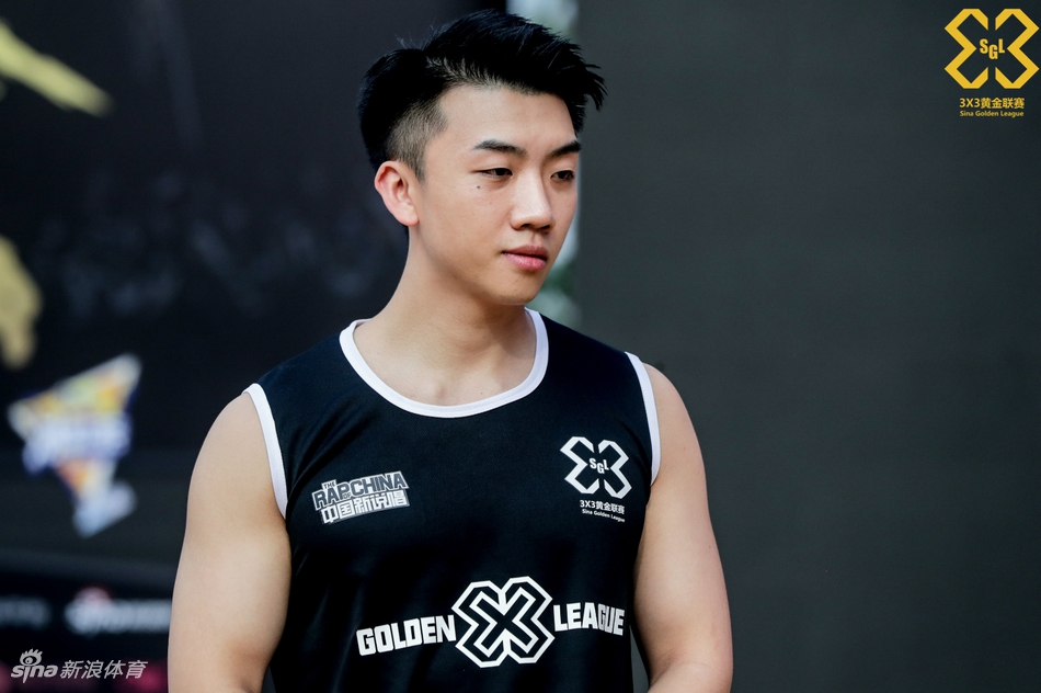 新说唱选手杨和苏Vex助力黄金联赛