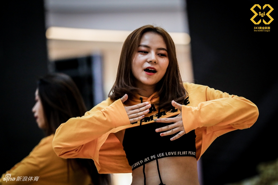 太原啦啦操宝贝神舞姿引爆全场