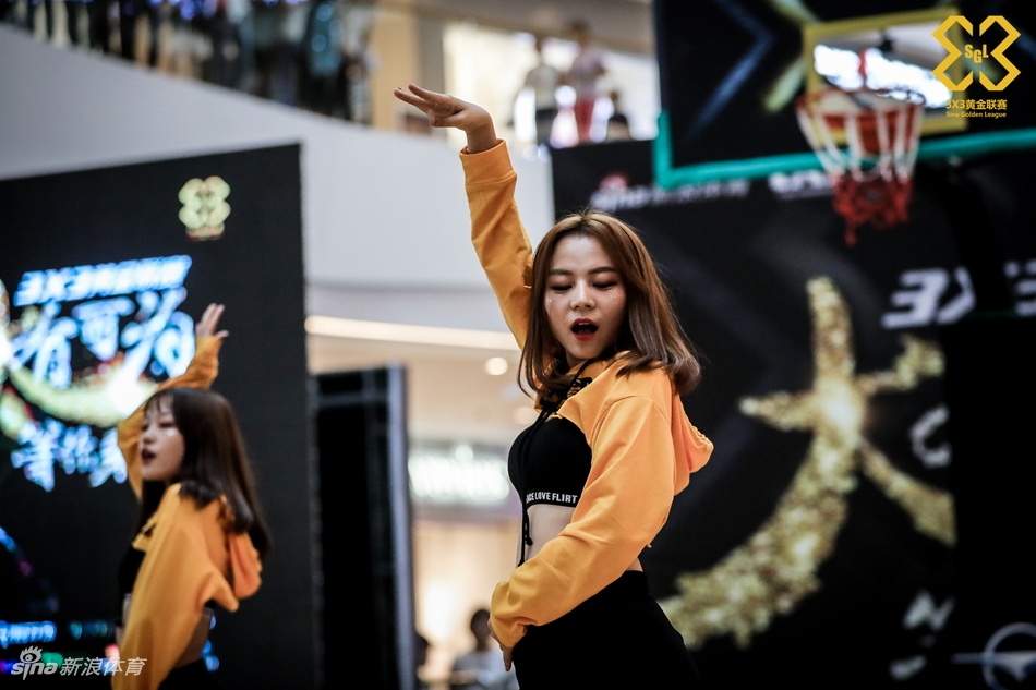 太原啦啦操宝贝神舞姿引爆全场