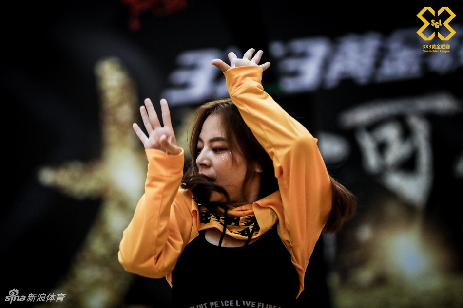 太原啦啦操宝贝神舞姿引爆全场