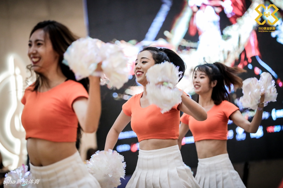 太原啦啦操宝贝神舞姿引爆全场