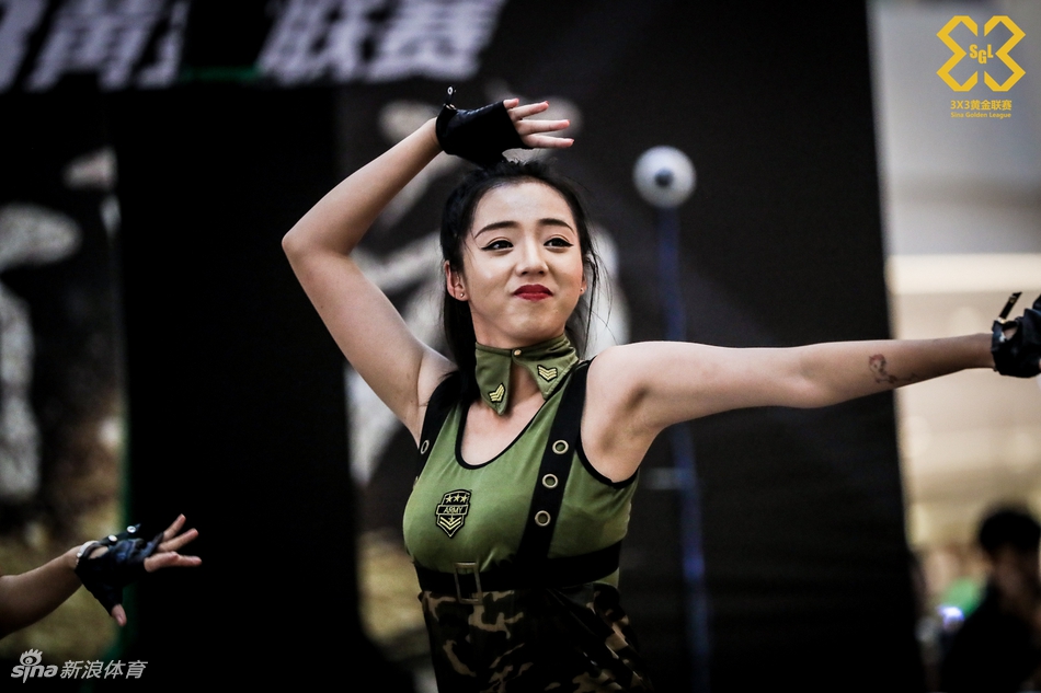 太原啦啦操宝贝神舞姿引爆全场