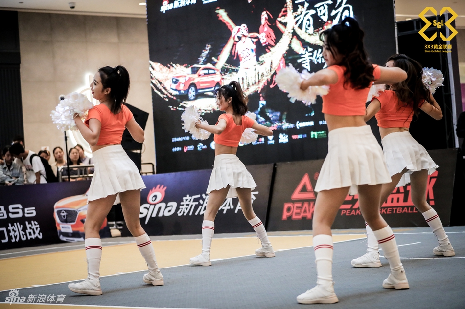 太原啦啦操宝贝神舞姿引爆全场