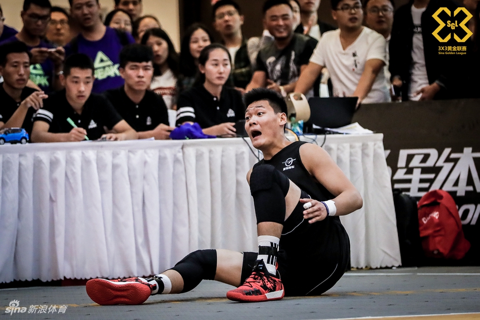 太原站决赛北大太理工巅峰对决