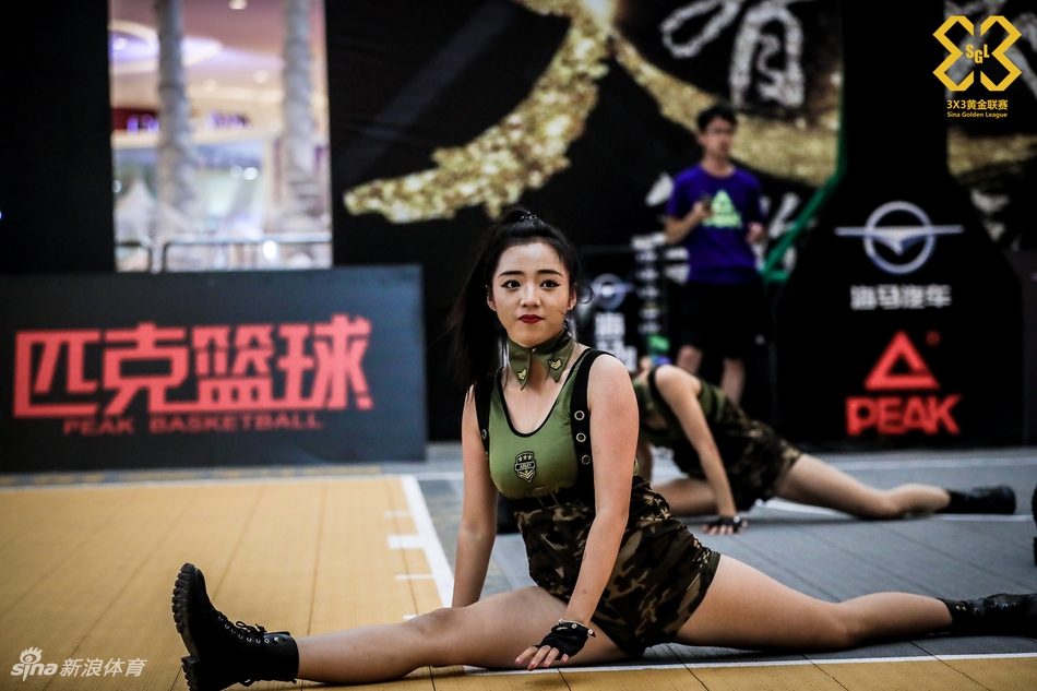 太原啦啦操宝贝神舞姿引爆全场