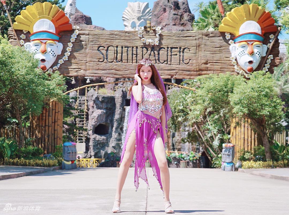 可甜可媚！身材超好的运动女孩