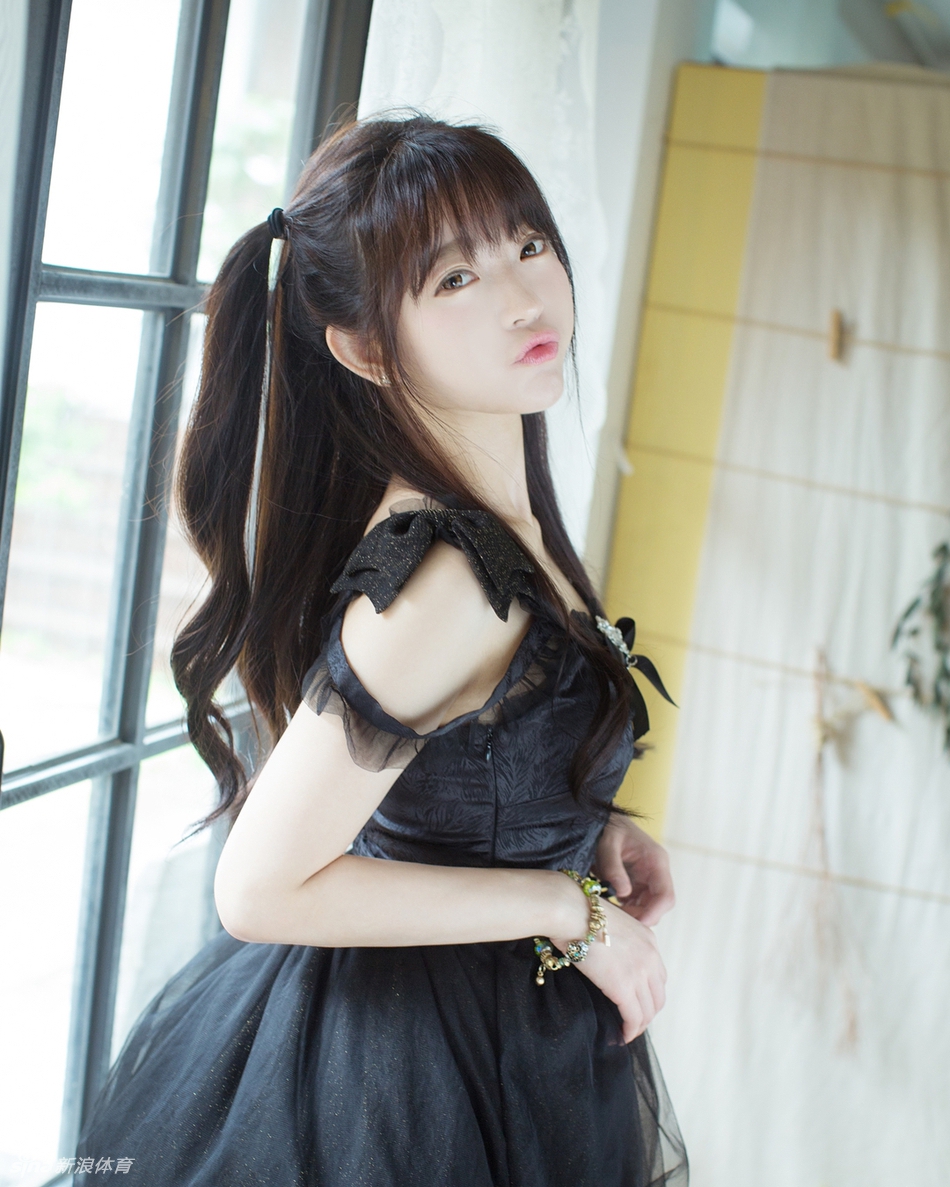 现实美少女!童颜无敌的篮球女孩