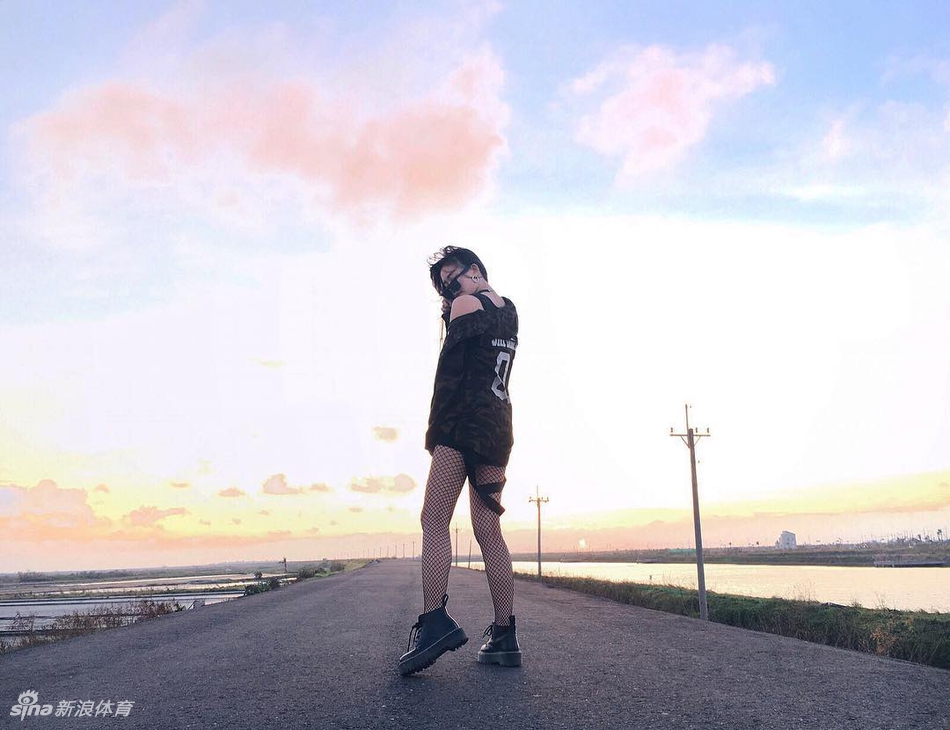 台湾篮球女神让人怦然心动!