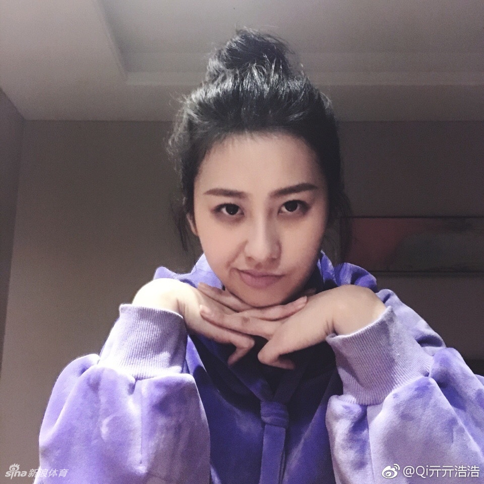 最美女裁判!这次她要上场打球啦