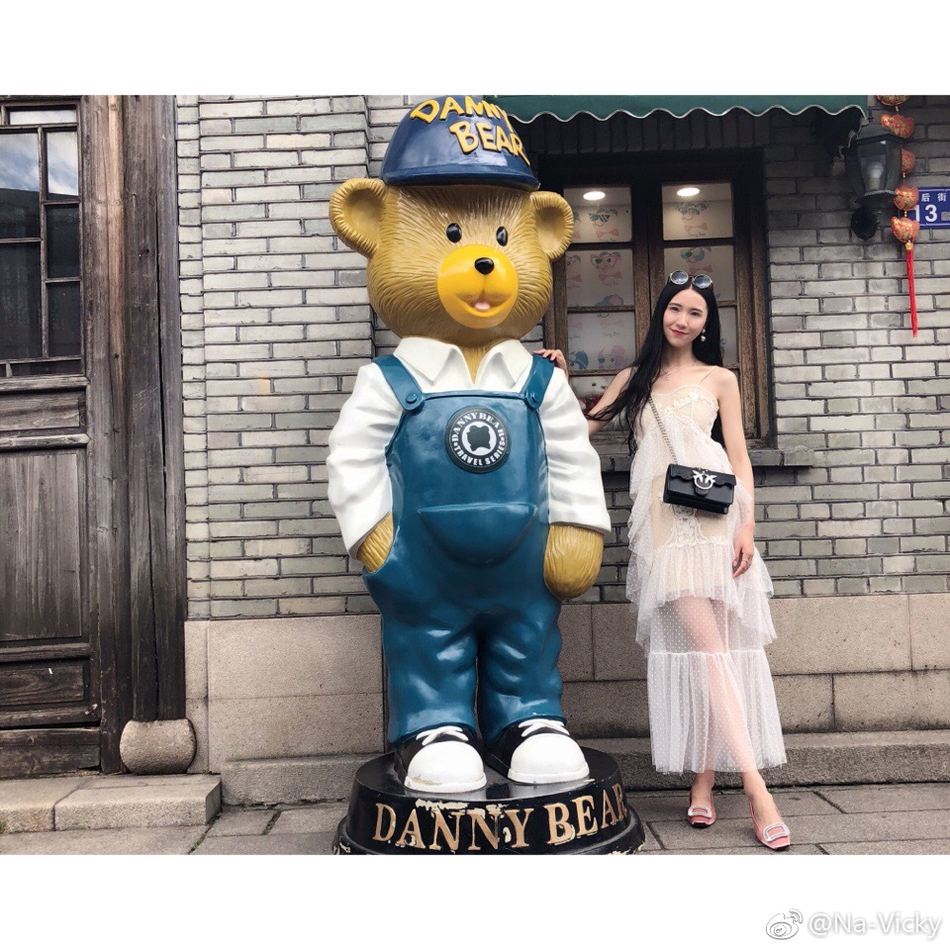 大长腿+篮球!你喜欢的她都有