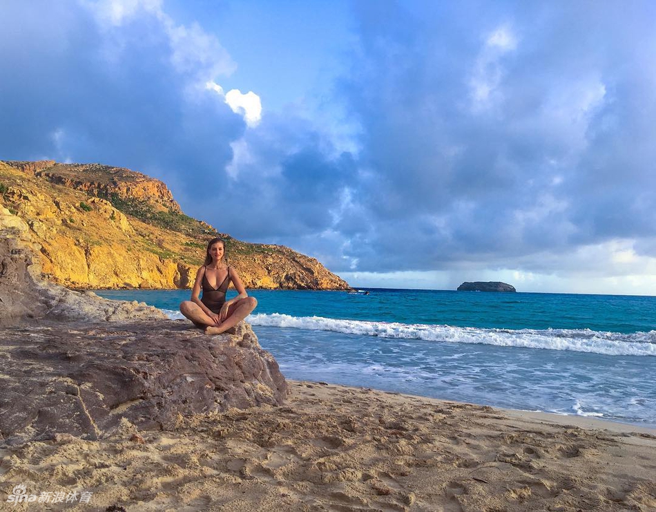 听说塞尔维亚的姑娘都长这样 还超喜欢篮球!