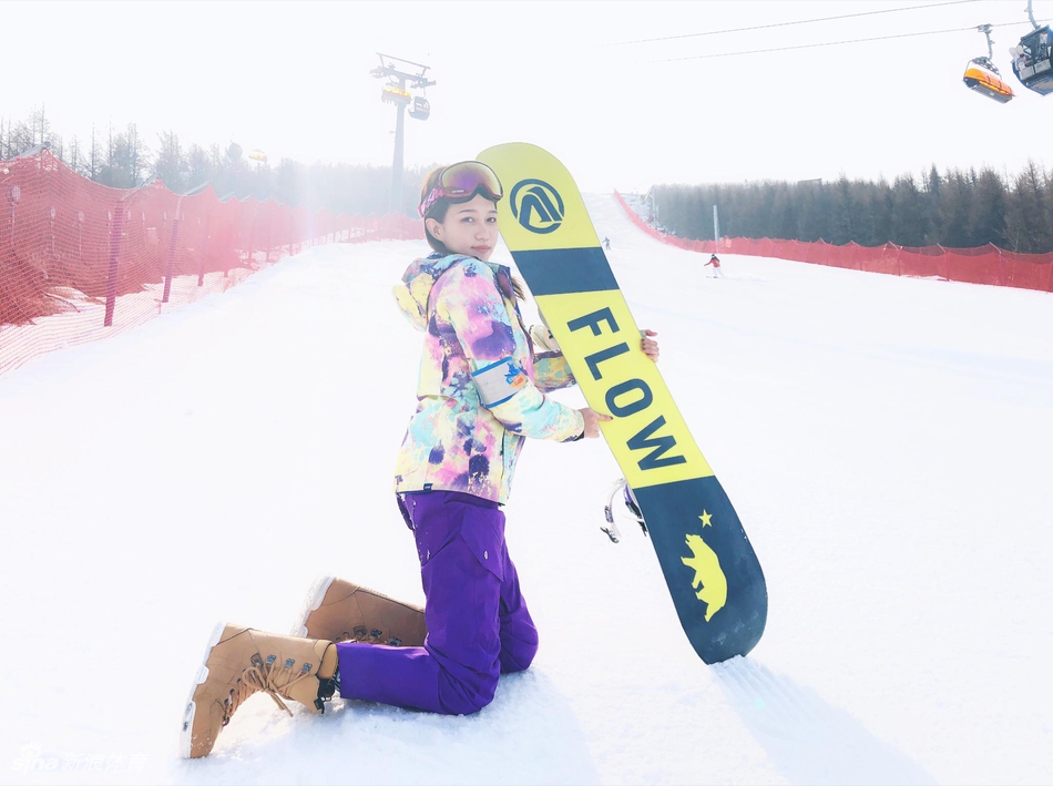 货真价实篮球小迷妹！打球？她可不怕你！