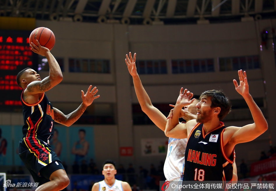 CBA第2轮:新疆VS同曦