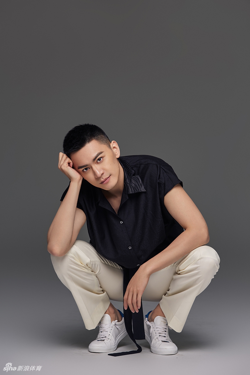 又帅又能打！黄金荣耀导师杨鸣