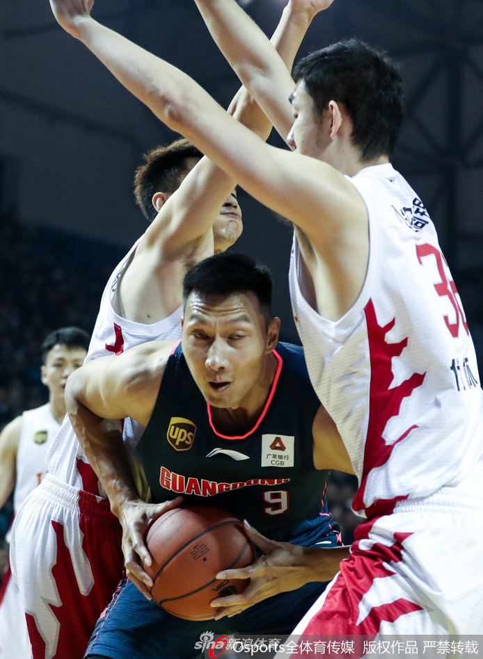 CBA第42轮：吉林111-132广东