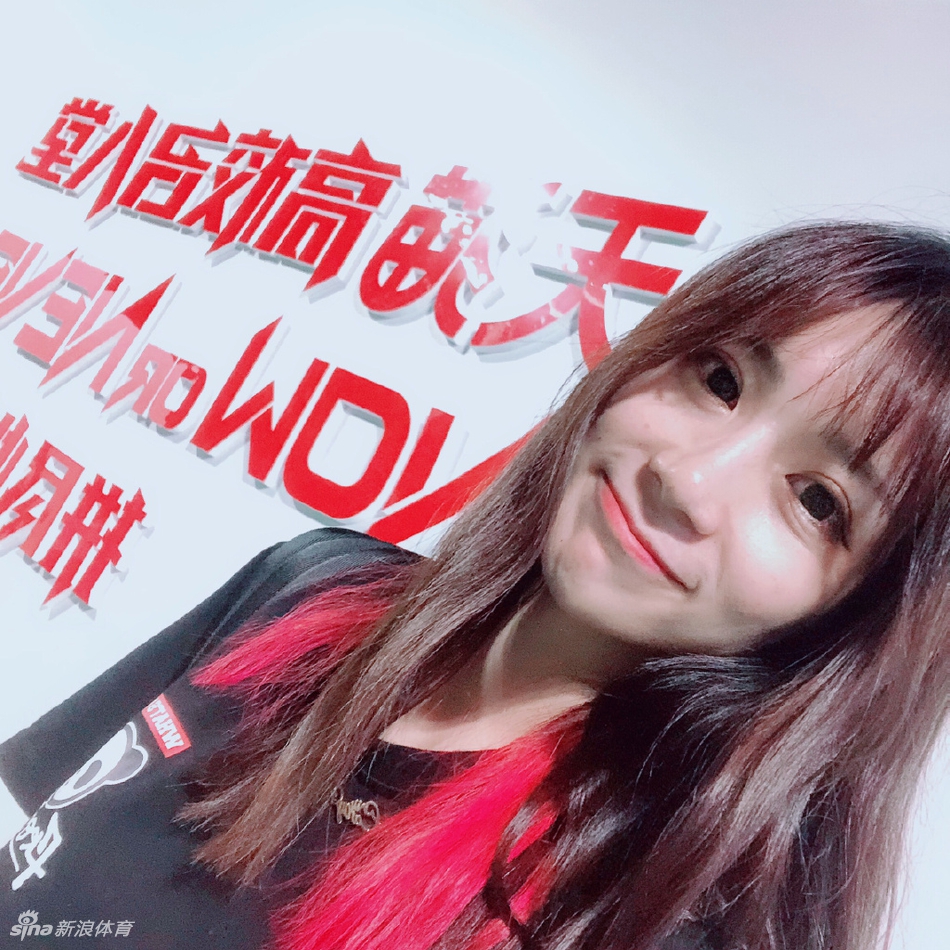 投篮神准的神仙姐姐!你喜欢她吗?