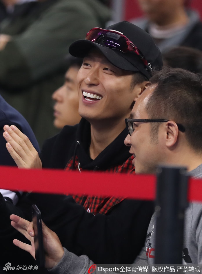 CBA第1轮:北京84-87广东