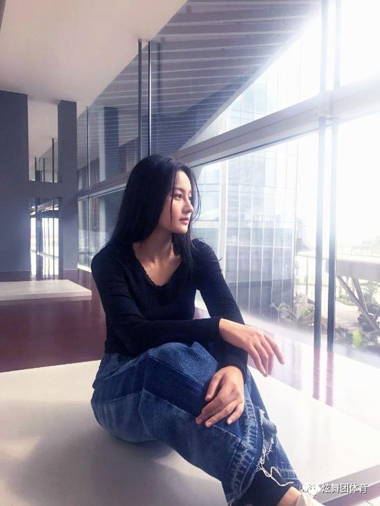 最美山城篮球宝贝！长腿才是正义