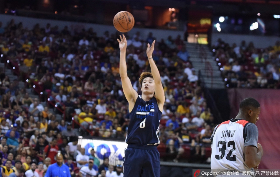 男篮四将的夏季联赛回忆 谁的数据最出彩?