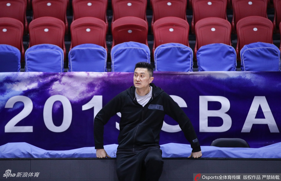 广东男篮赛前备战几大主力缺席