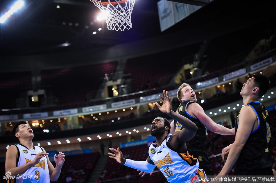 CBA第46轮:北京120-109山西