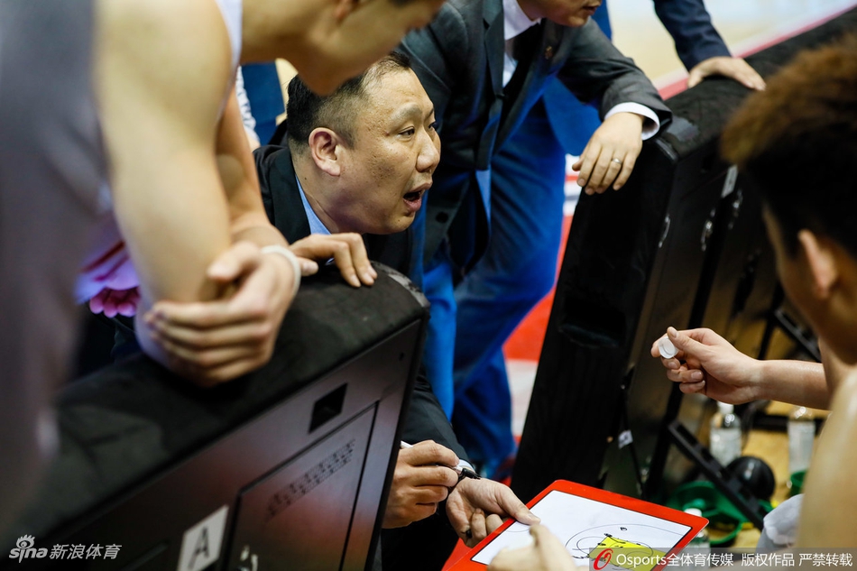 CBA第43轮:吉林120-113辽宁