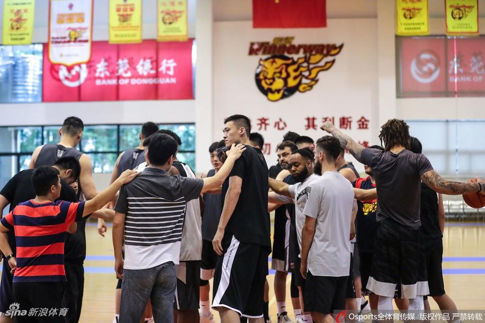 广东男篮备战总决赛首战