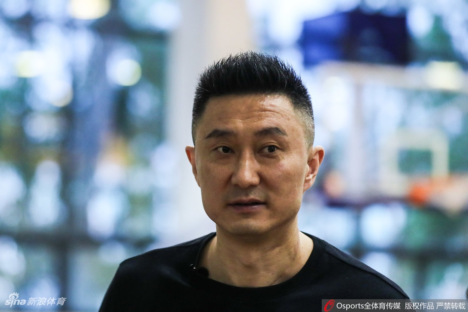 广东男篮备战总决赛首战