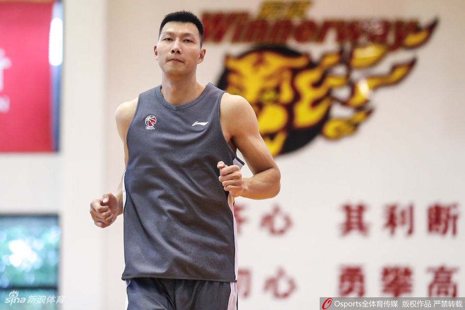 广东男篮备战总决赛首战