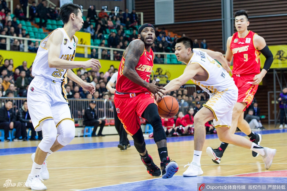 CBA第45轮：广厦VS深圳