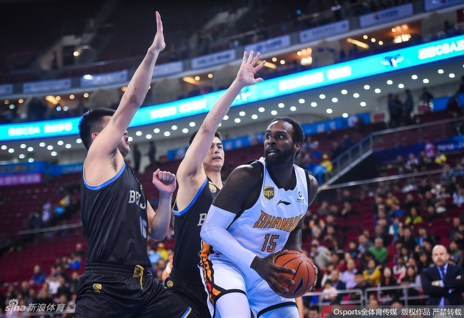 CBA第46轮:北京120-109山西