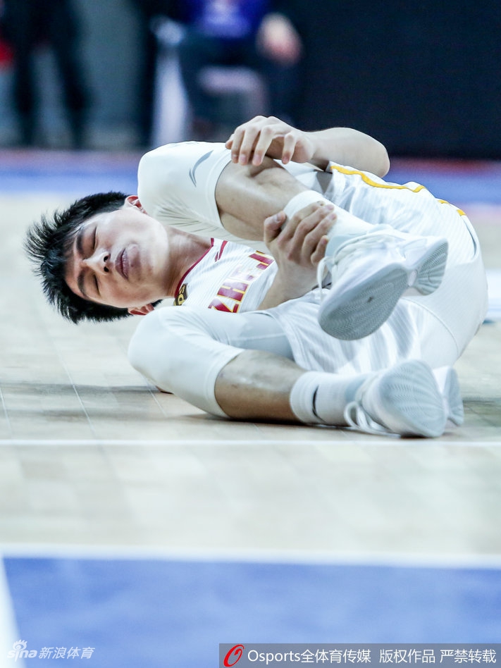 一夜倒下3名国手！阿联吴前皆受伤