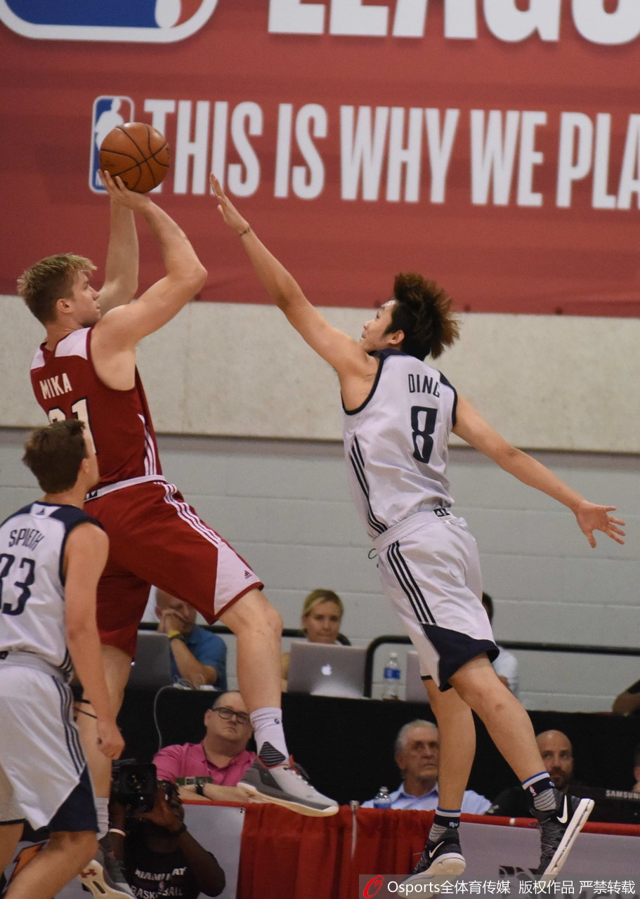 男篮四将的夏季联赛回忆 谁的数据最出彩?