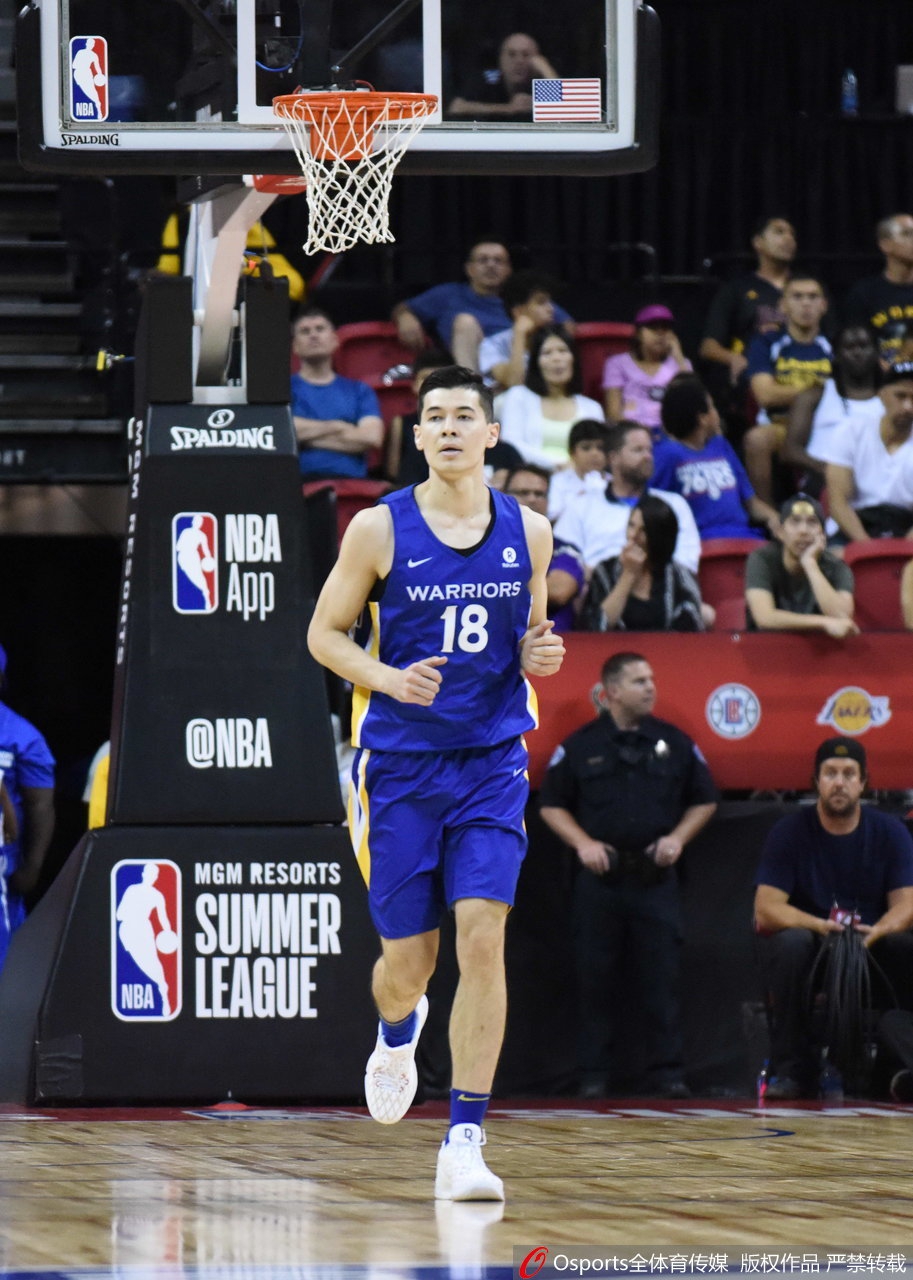 男篮四将的夏季联赛回忆 谁的数据最出彩?