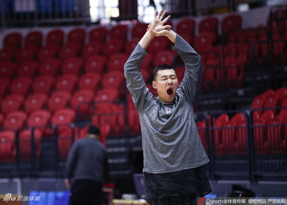 广东男篮赛前备战几大主力缺席