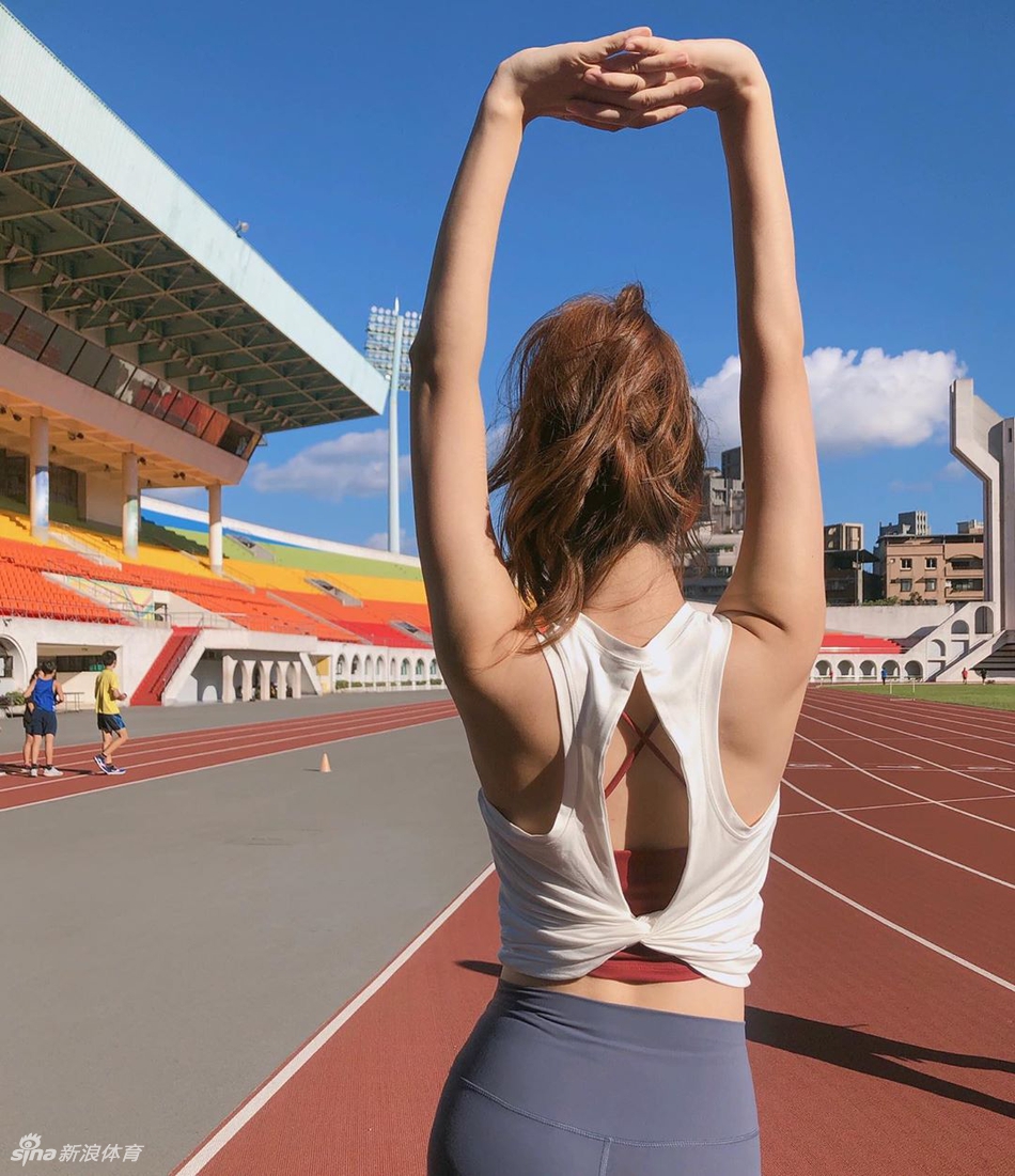 台湾最美篮球女孩!长腿引人瞩目
