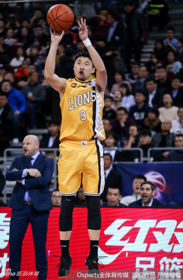 CBA第32轮:北京120-98广厦