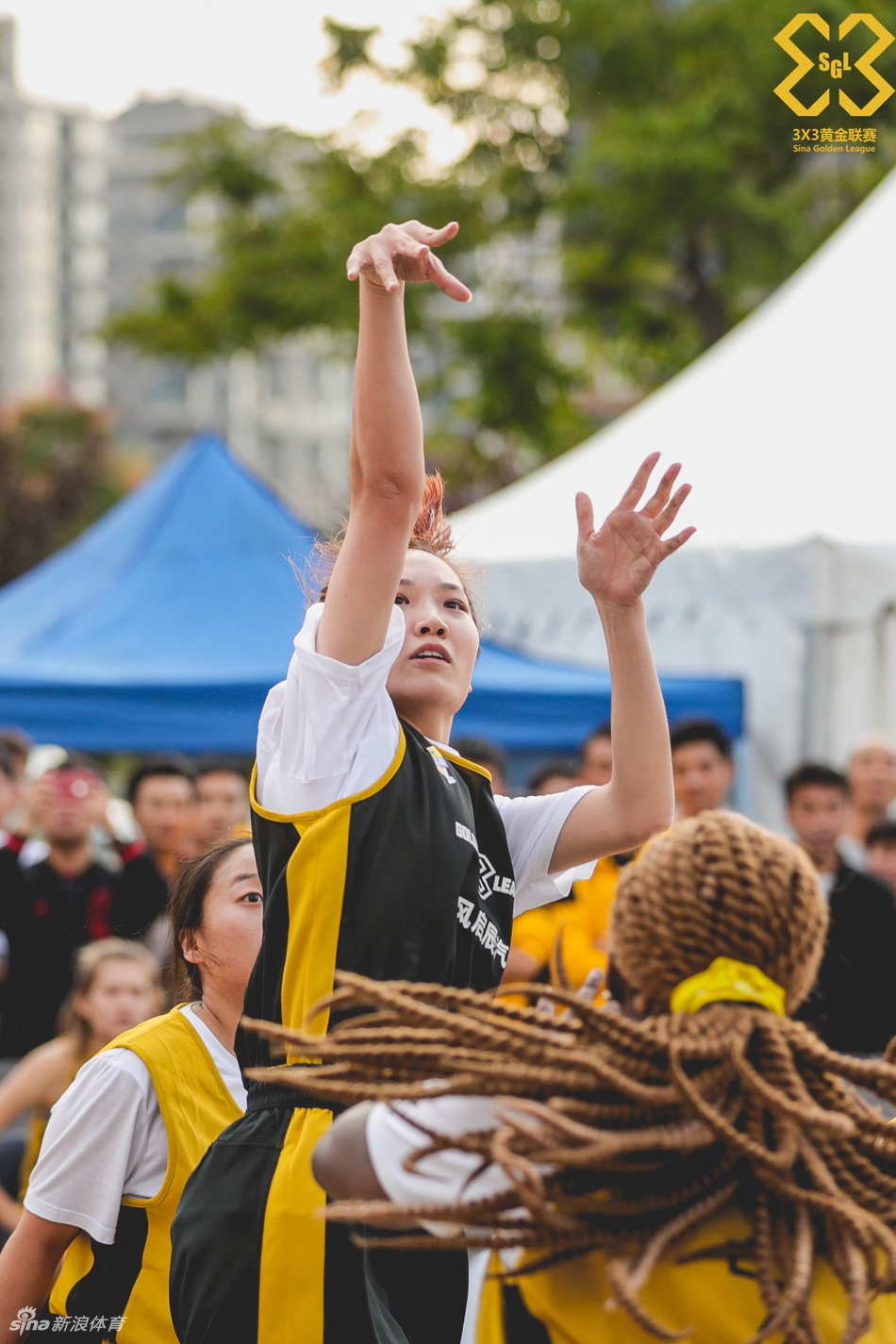 可爱的篮球女孩!她们是黄金联赛“仙女队”