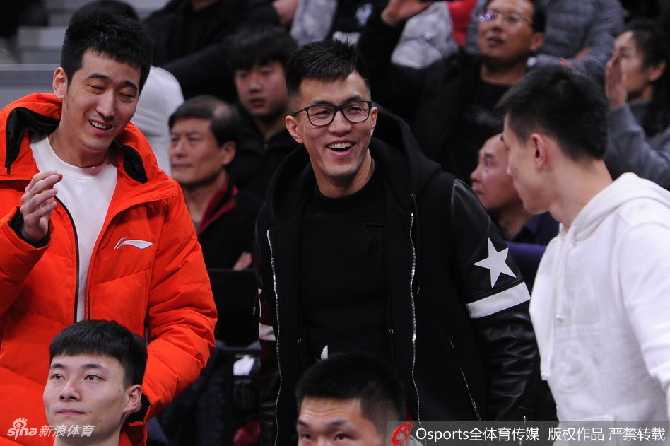 惊险逆转！郭艾伦被吓到捂心脏