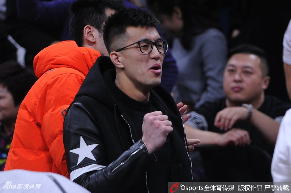 惊险逆转！郭艾伦被吓到捂心脏