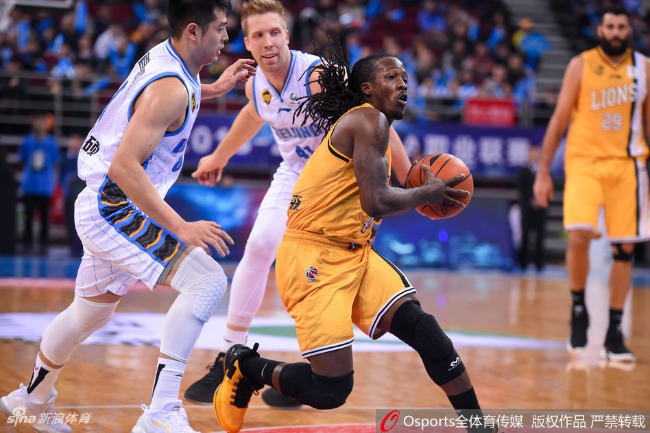 CBA第32轮:北京120-98广厦