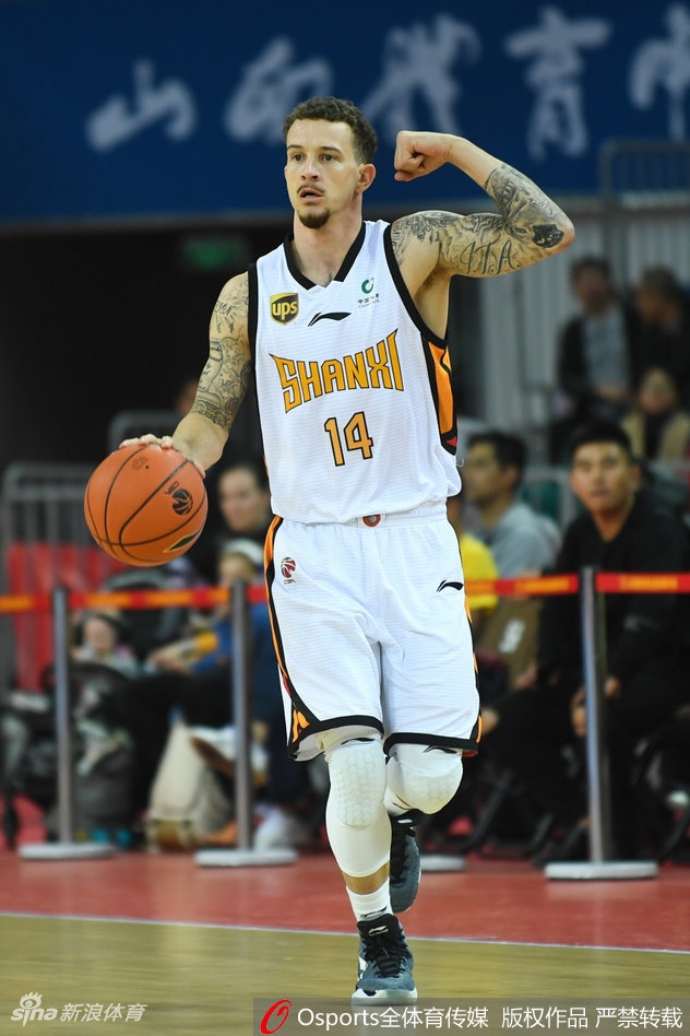 CBA第2轮:山西93-97辽宁