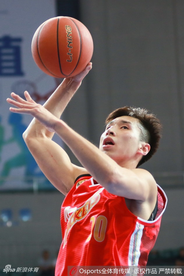 CBA第2轮:福建120-81八一
