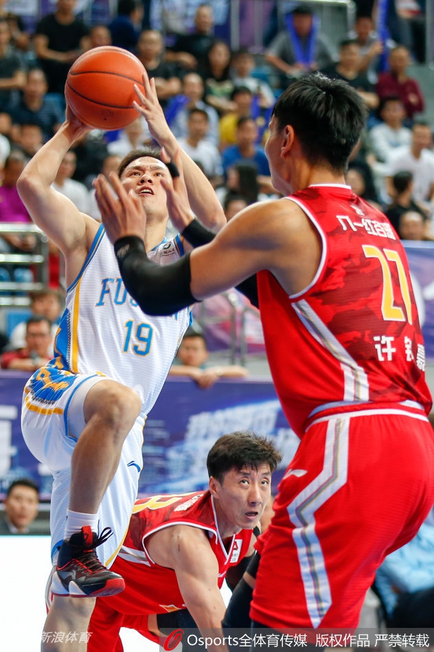CBA第2轮:福建120-81八一