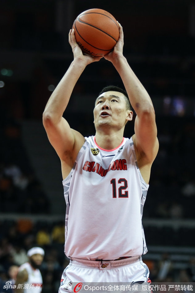 CBA第28轮：广东132-97山东