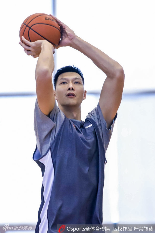 广东男篮备战CBA联赛第32轮