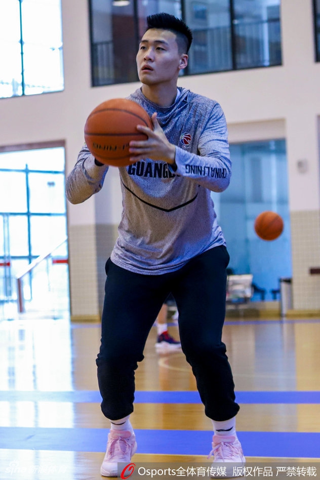 广东男篮备战CBA联赛第32轮